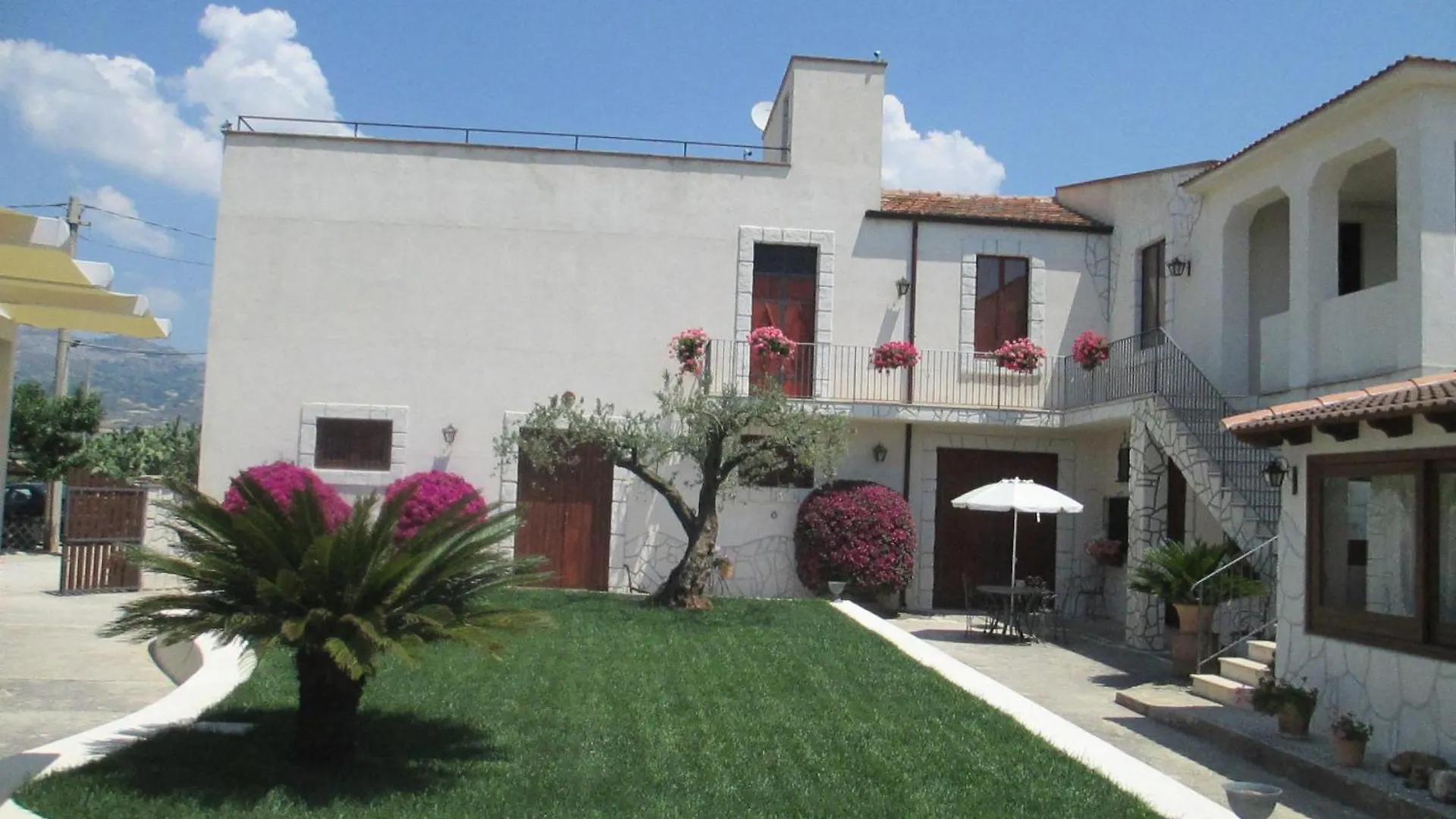 Alloggio per agriturismo Villa Le Zarafe Ribera Italia
